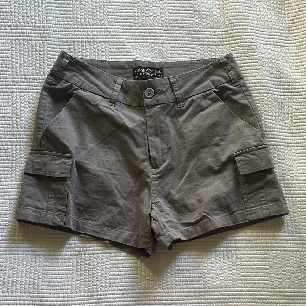 United by blue gray Roan cargo shorts